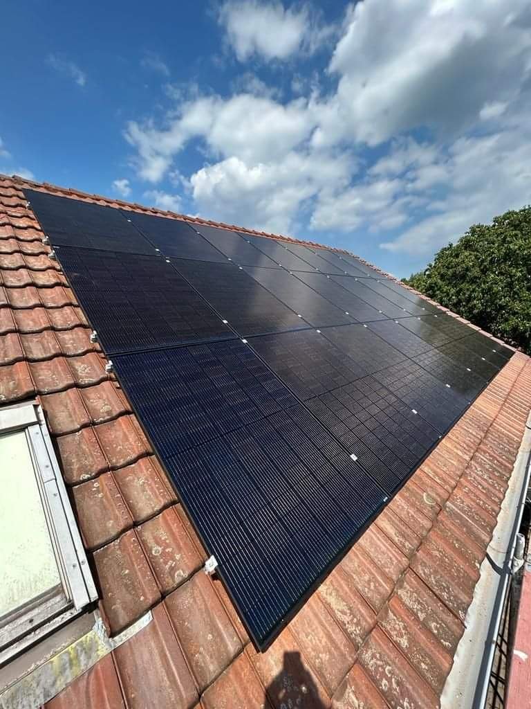 Installation de panneaux solaires
